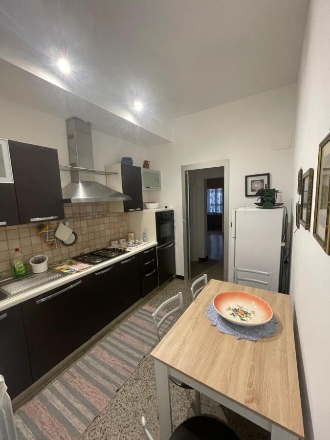 Casa Mozart Appartement Savona Buitenkant foto