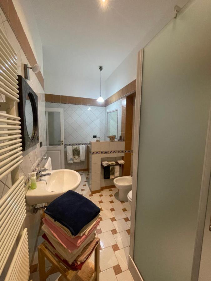 Casa Mozart Appartement Savona Buitenkant foto